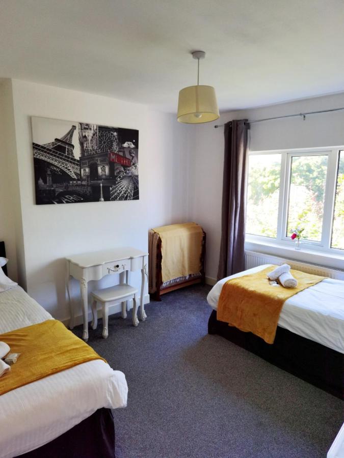 ノッティンガム Perry Road, Beautiful Large House Available For Guests And Contractors Parking Wifiヴィラ エクステリア 写真