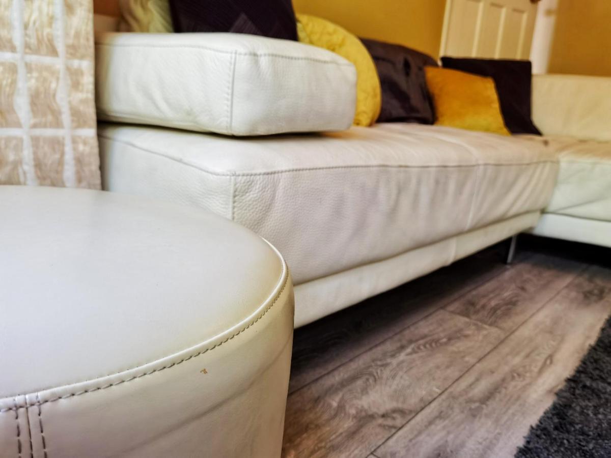 ノッティンガム Perry Road, Beautiful Large House Available For Guests And Contractors Parking Wifiヴィラ エクステリア 写真